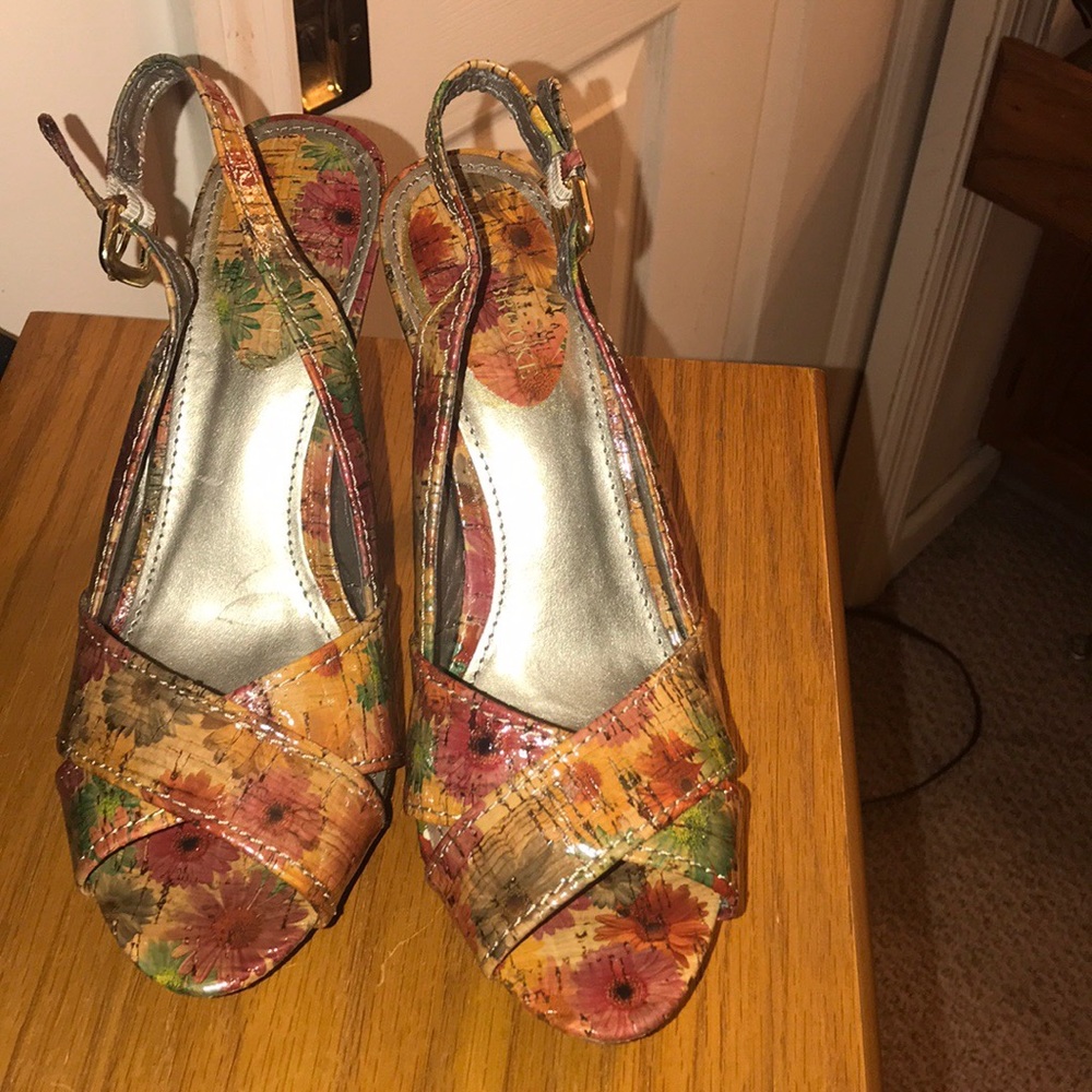 Audrey Brooke Peep toes Heels size 8M